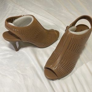 Dress barn Heels 8.5